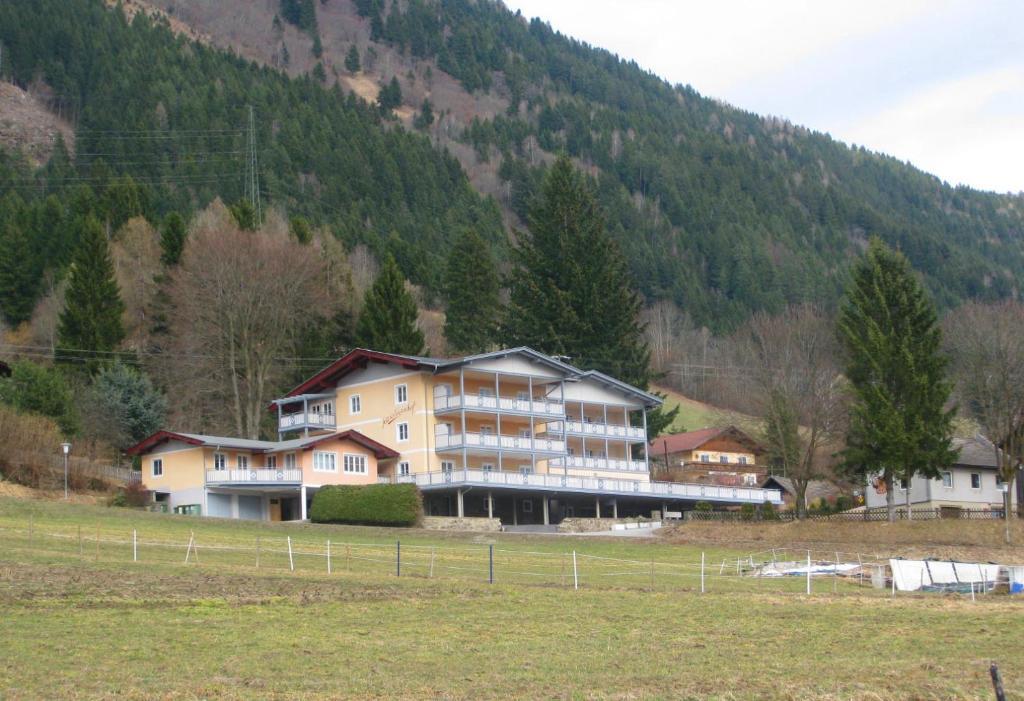 Edwards Apartment Millstatt Eksteriør billede